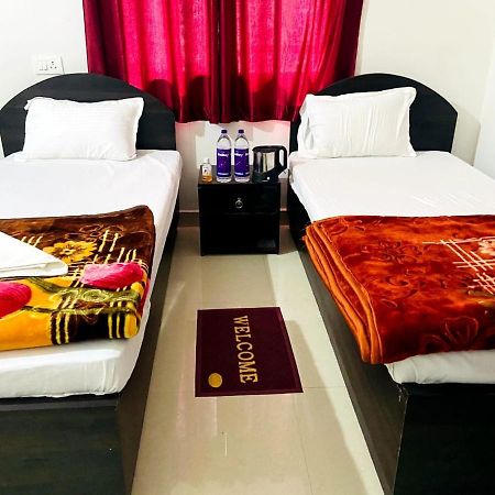 Gaurav Guest House Бодх Гая Екстериор снимка