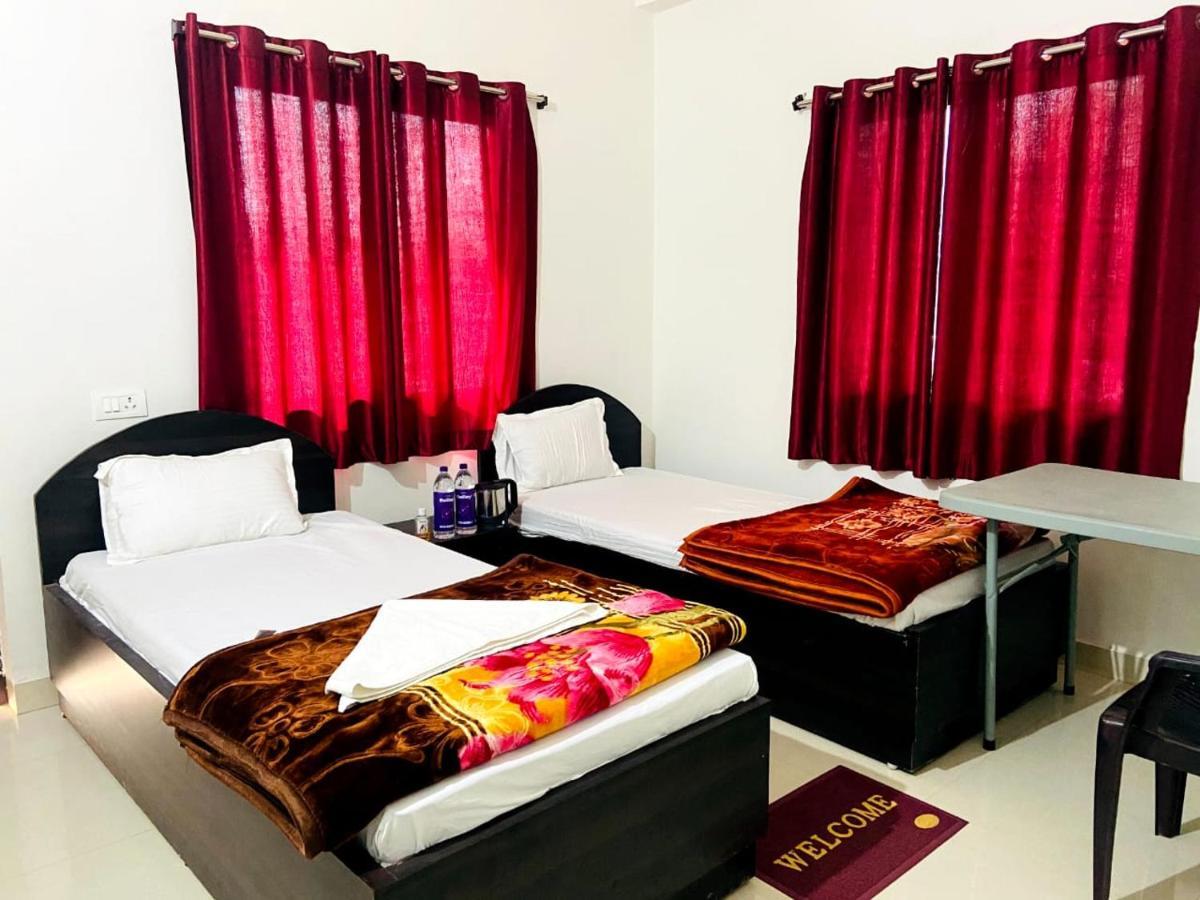 Gaurav Guest House Бодх Гая Екстериор снимка