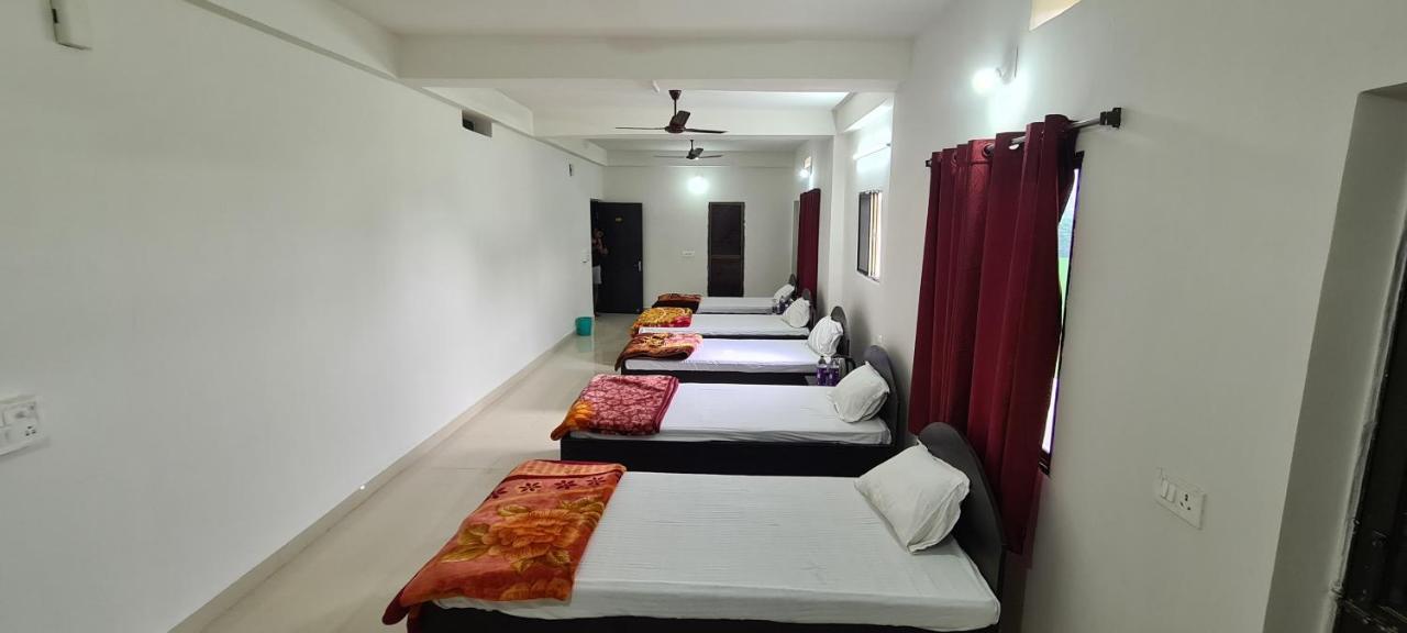 Gaurav Guest House Бодх Гая Екстериор снимка