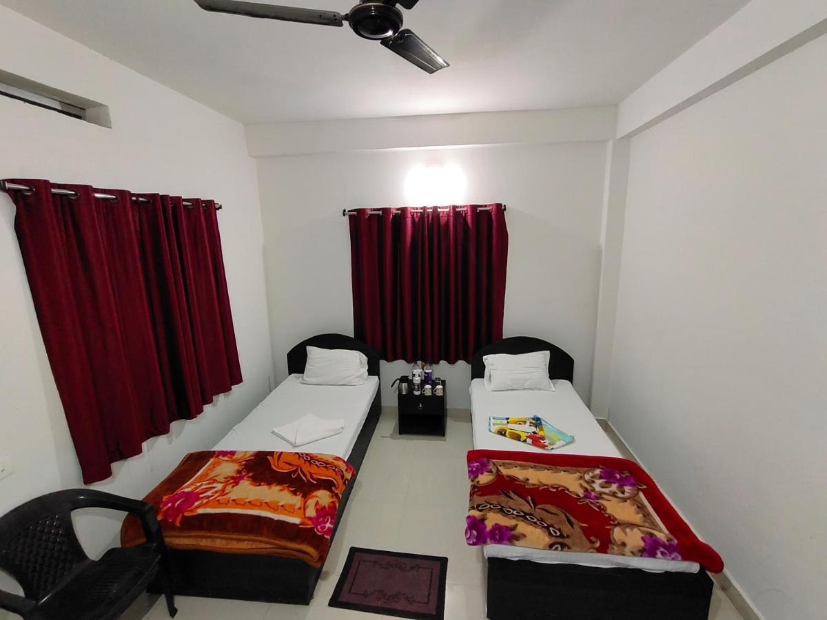 Gaurav Guest House Бодх Гая Екстериор снимка